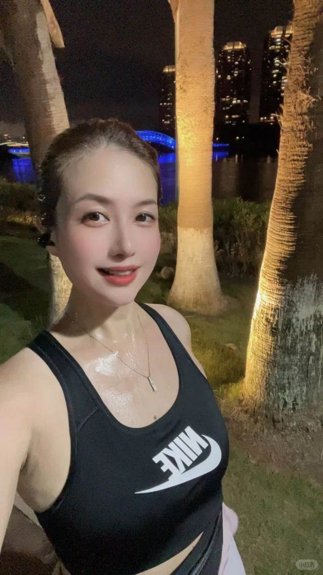 谁懂啊我一个 80 后被别人猜我28岁。这心情谁懂啊